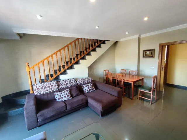 Vive a 300 metros del mar con local para tu negocio - foto 4