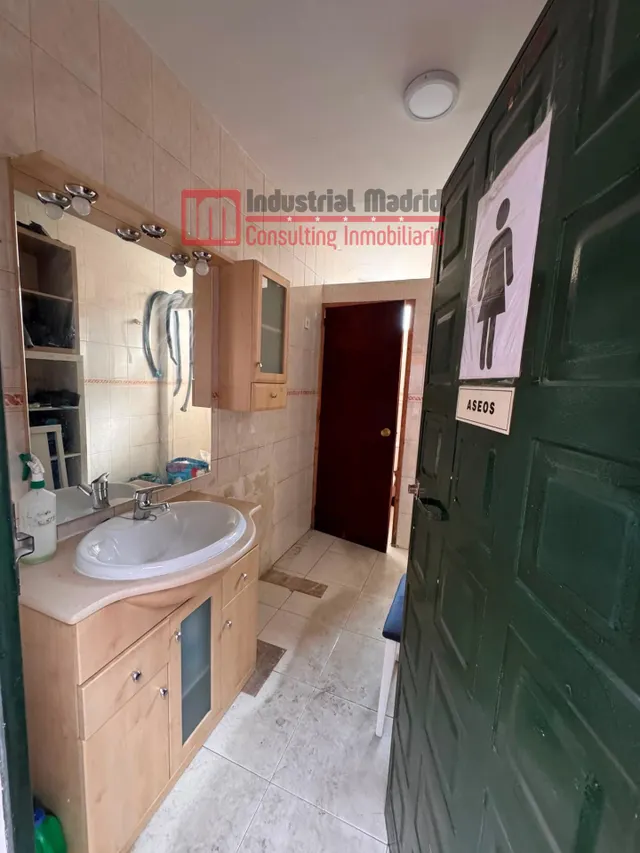 AMPLIA NAVE INDUSTRIAL DE 2.026 m2 EN ALQUILER EN POLÍGONO FINANZAUTO – ARGANDA DEL REY — 24