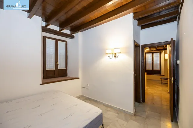 Barrio del Realejo. Precioso apartamento de un dormitorio y un baño junto al Campo del Príncipe. — 12