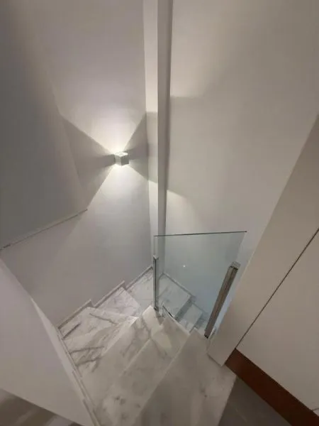 Villa 3 habitaciones 150m² en venta - Zona Pueblo — 24