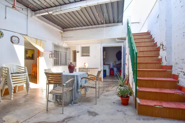 ¡Oportunidad única en Picassent! Casa en buen estado con gran potencial — 19