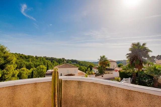 MAJESTUOSA VILLA CON VISTAS AL MAR, CERCA DE LA PLAYA DE LA FUSTERA, BENISSA — 42