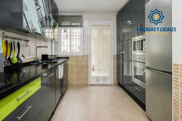 ¡Tu nuevo hogar te espera en Churriana de la Vega! Casa ados - foto 5