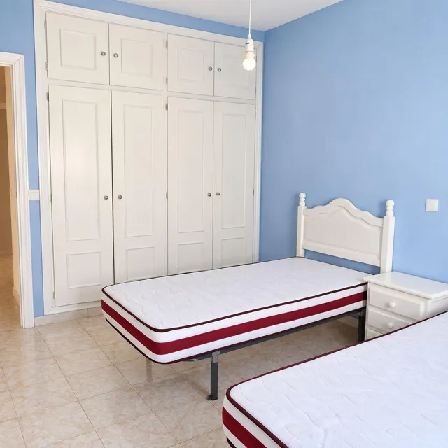 Casa con piscina y parcela de 470 m2 en Méntrida | 3 dormitorios — 17