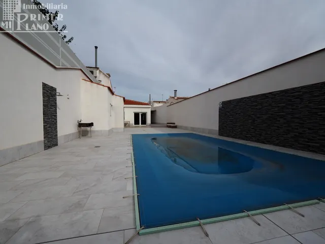 Espectacular Casa Tipo Chalet con Piscina Privada en Tomelloso — 10