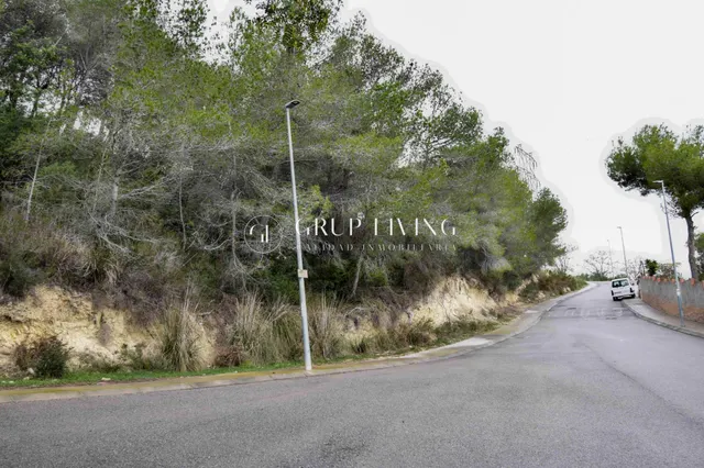 TERRENO EN CAN PERE LA PLANA — 11