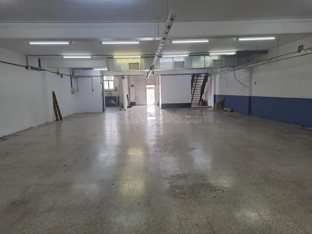 NAVE INDUSTRIAL AL PI LES COMES!