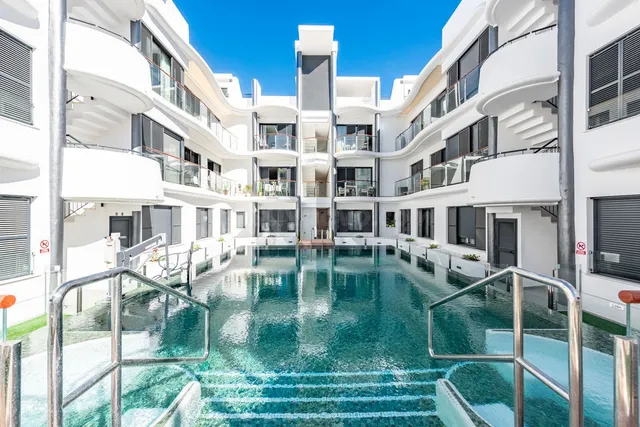 Apartamento 3 habitaciones 132m² en venta - Costa Del Sol - foto 2