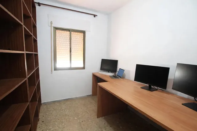 PISO CON PLAZA DE APARCAMIENTO Y TERRAZA EN SAN JOAQUIN — 18