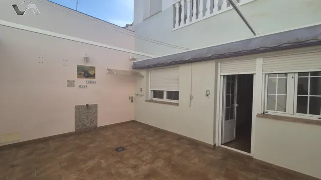Casa 5 habitaciones 249m² en venta - El Poblado - Abulagar — 38