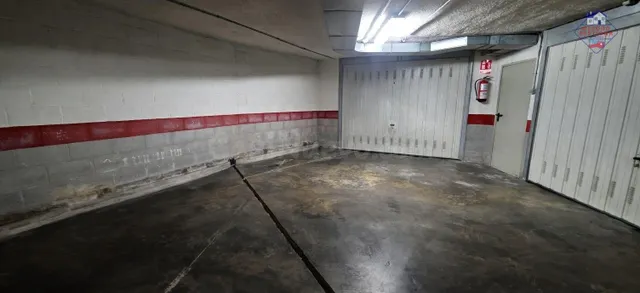 Garaje cerrado en venta en Torrelavega - foto 3