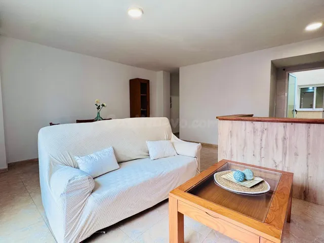 Piso en Venta en el Corazón de Totana - Ideal para Entrar a  - foto 2