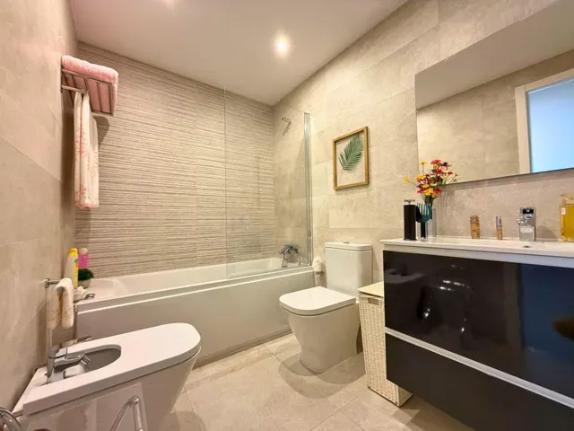 Amplio piso de 3 dormitorios con terraza, en urbanización privada de rivas futura, rivas vaciamadrid — 23