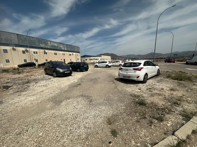 Parcela de terreno industrial — 2