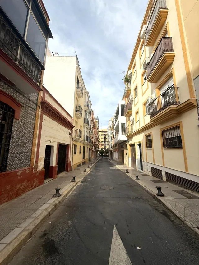 ️ EDIFICIO COLONIAL EN VENTA EN EL CENTRO DE HUELVA, JUNTO A - foto 2