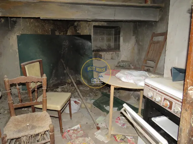 OPORTUNIDAD CASA A REFORMAR EN EL CASCO ANTIGUO DE BOCAIRENT(VALENCIA) — 2