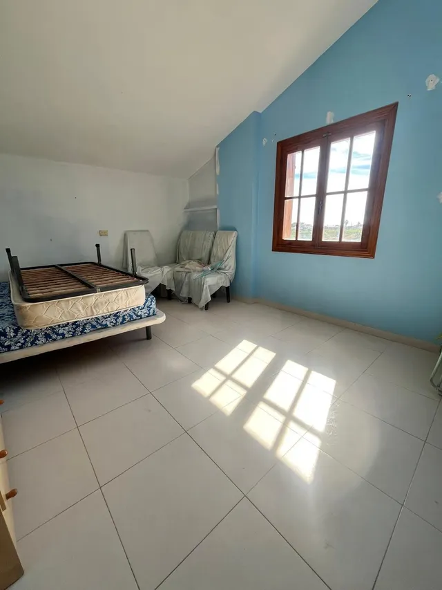 Chalet junto playa del Gurugú, primera planta — 17