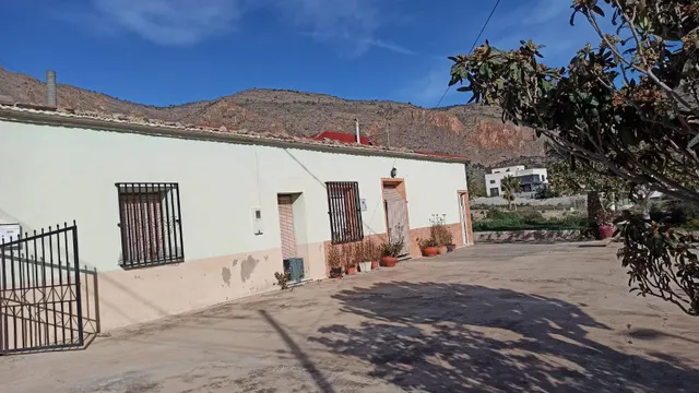 Solar de 884m2 al lado de Orhuela (Riguero de Bonanza) — 9