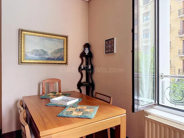 Casi 100 m2 y cuatro habitaciones en los primeros números de Zabaleta. Casi nada. — 9