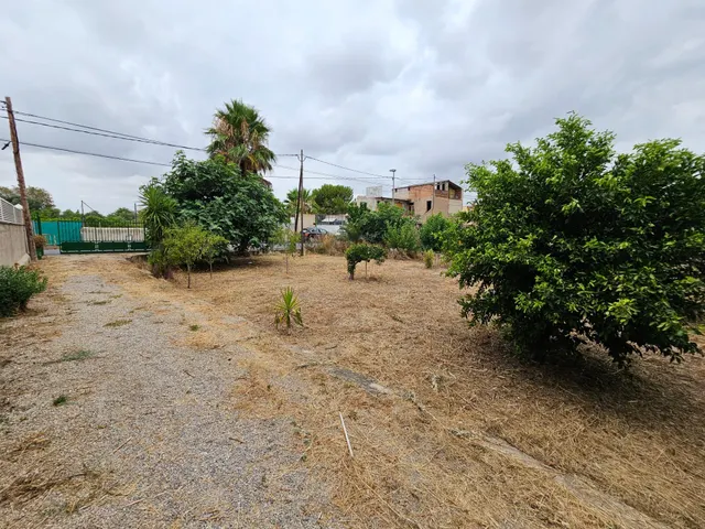 VIVIENDA CON TERRENO — 4