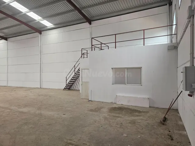 Nave industrial 1482m² en venta - Carretera de Carmona - foto 4