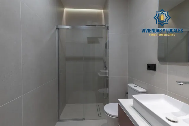 MODERNO ESTUDIO TIPO LOFT AMUEBLADO EN URBANIZACIÓN VILLA PINEDA - ZONA VILLAREJO — 25