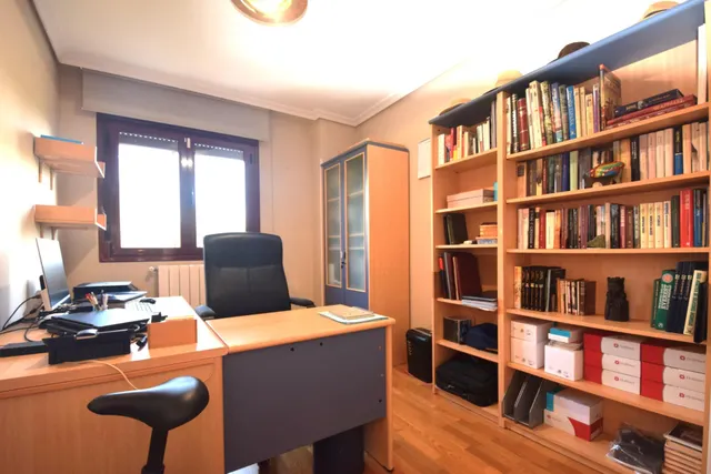 Vivienda de 4 dormitorios en una de las mejores zonas de rivas — 25