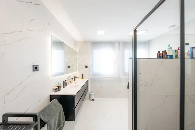 Chalet de lujo en venta en Colmenarejo con piscina climatizada — 47