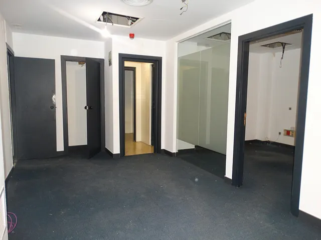 Exclusivo LOCAL COMERCIAL A PIE DE CALLE en el corazón de Arganda — 9