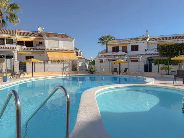 Torreblanca! Encantador bungalow reformado con 2 terrazas en urbanización exclusiva con 2 piscinas comunitarias — 33