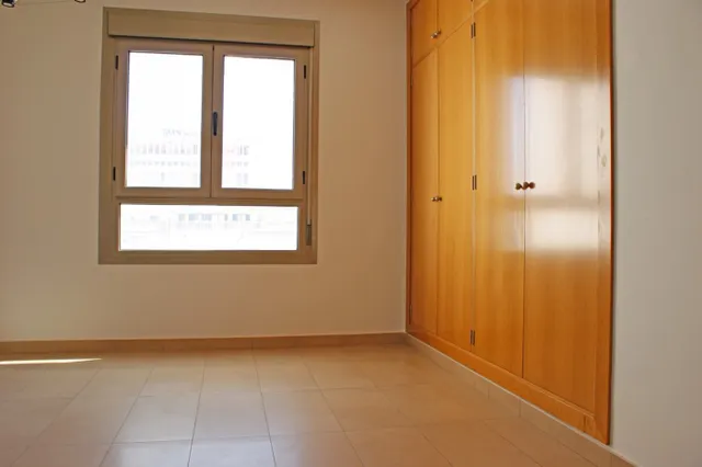 Piso en venta de cuatro habitaciones, zona Plaza Patines Palma — 7