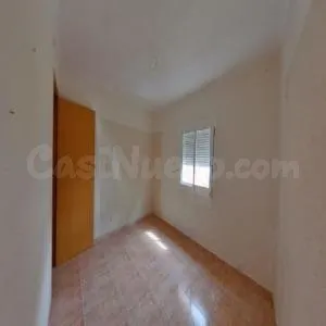 PISO EN VENTA OKUPADO EN C/ RUPERTO CHAPI - BADALONA — 3