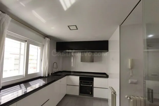 PRECIOSA CASA A LA VENTA EN EL CARPIO!