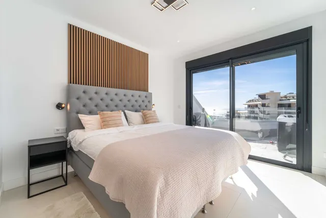 Ático 3 habitaciones 151m² en venta - Centro — 24