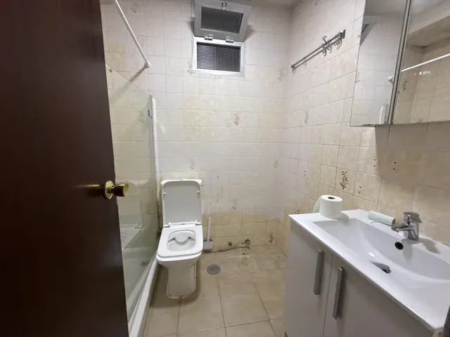 Casa con patio, terraza y potencial de ampliación en Fuengirola — 7