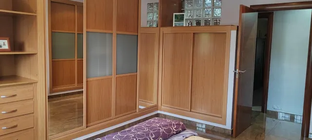 SE VENDE CHALET EN MUY BUENA ZONA PEGADO AL PUEBO Y A 20 MINUTOS DE ALICANTE — 19