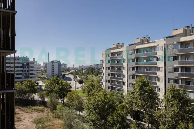 Precioso Ático de obra seminueva  con 2 plazas de aparcamiento y 2 trasteros incluidos — 28