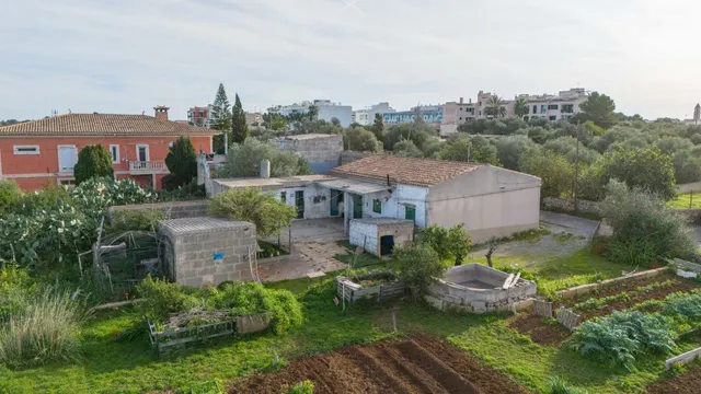 Finca rústica a reformar situada a las afueras de Porto Cris - foto 4