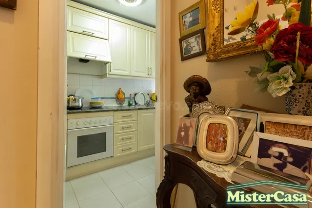 Exclusiva - inversión en pleno centro de jerez - 2d + trastero - con inquilino pagando 800€/mes - rentabilidad inmediata — 3