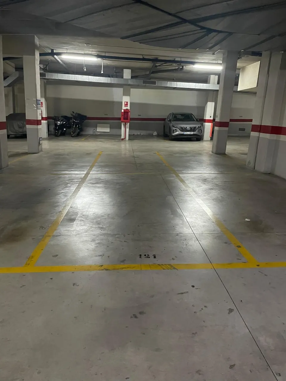 OLVIDATE DE BUSCAR APARCAMIENTO: PLAZA DE GARAJE EN VENTA EN ELCHE!!!!!