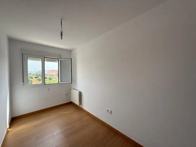 PISO DE 3 habitaciones EN ZONA NORTE — 17