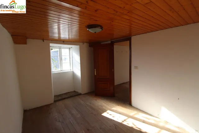 CASA CON FINCA EN SOÑAR, LUGO — 37