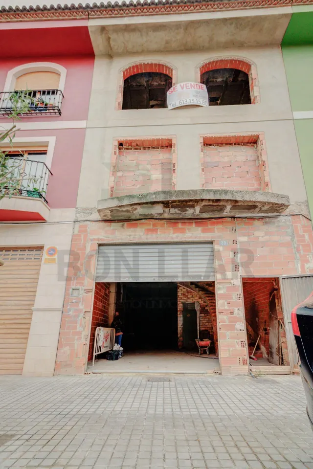 Adosado en construcción en Aldaia – Termina la casa a tu gus - foto 2