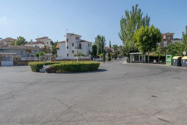 Magnífico solar de 1.002 m2 destinado a chalets individuales en la Urbanización Molino Ato de Otura — 49
