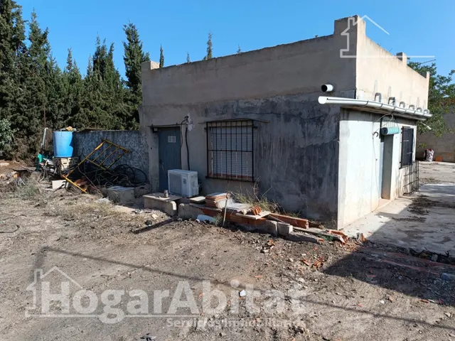 OPORTUNIDAD DE PROPIEDAD RUSTICA CON TERRENO Y PISCINA — 22