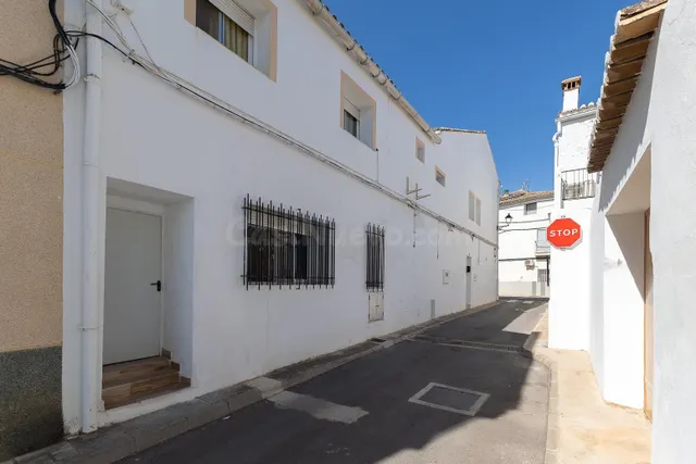 Venta Planta Baja de 52 m2 con posibilidad de cambio de uso  - foto 5
