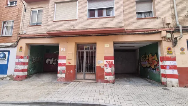 Garaje en venta en José Echegaray. Delicias — 7