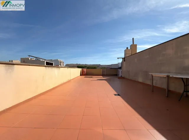 Piso de 3 habitaciones con amplia terraza, parking y ascensor en Vinaròs ! — 5