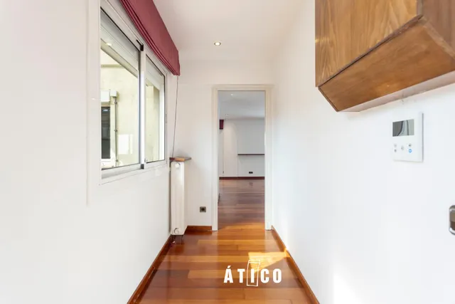 Ático con terraza privada en L'Antiga Esquerra de l'Eixample de Barcelona — 7