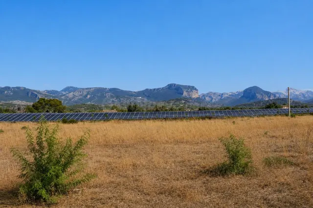 Finca rústica con posibilidad de vivienda en Santa Maria de  - foto 2